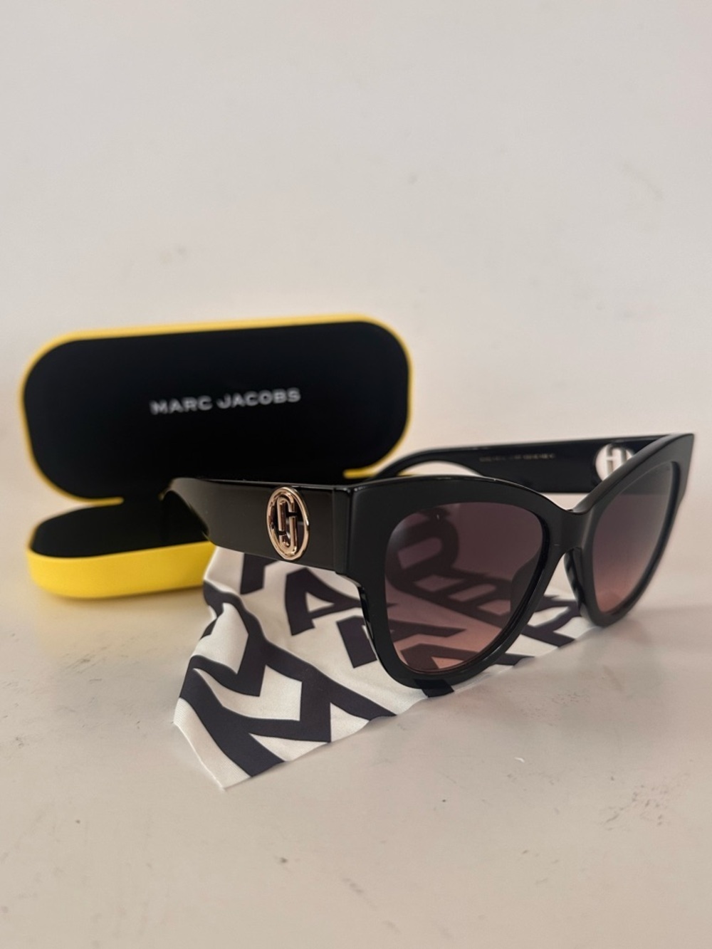 Marc Jacobs
53mm Cat Eye Sunglasses